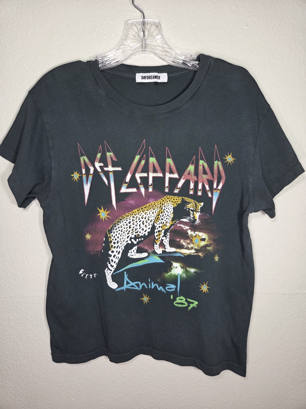 DAYDREAMER Black Def Leppard 'Animal '87' Graphic Tee